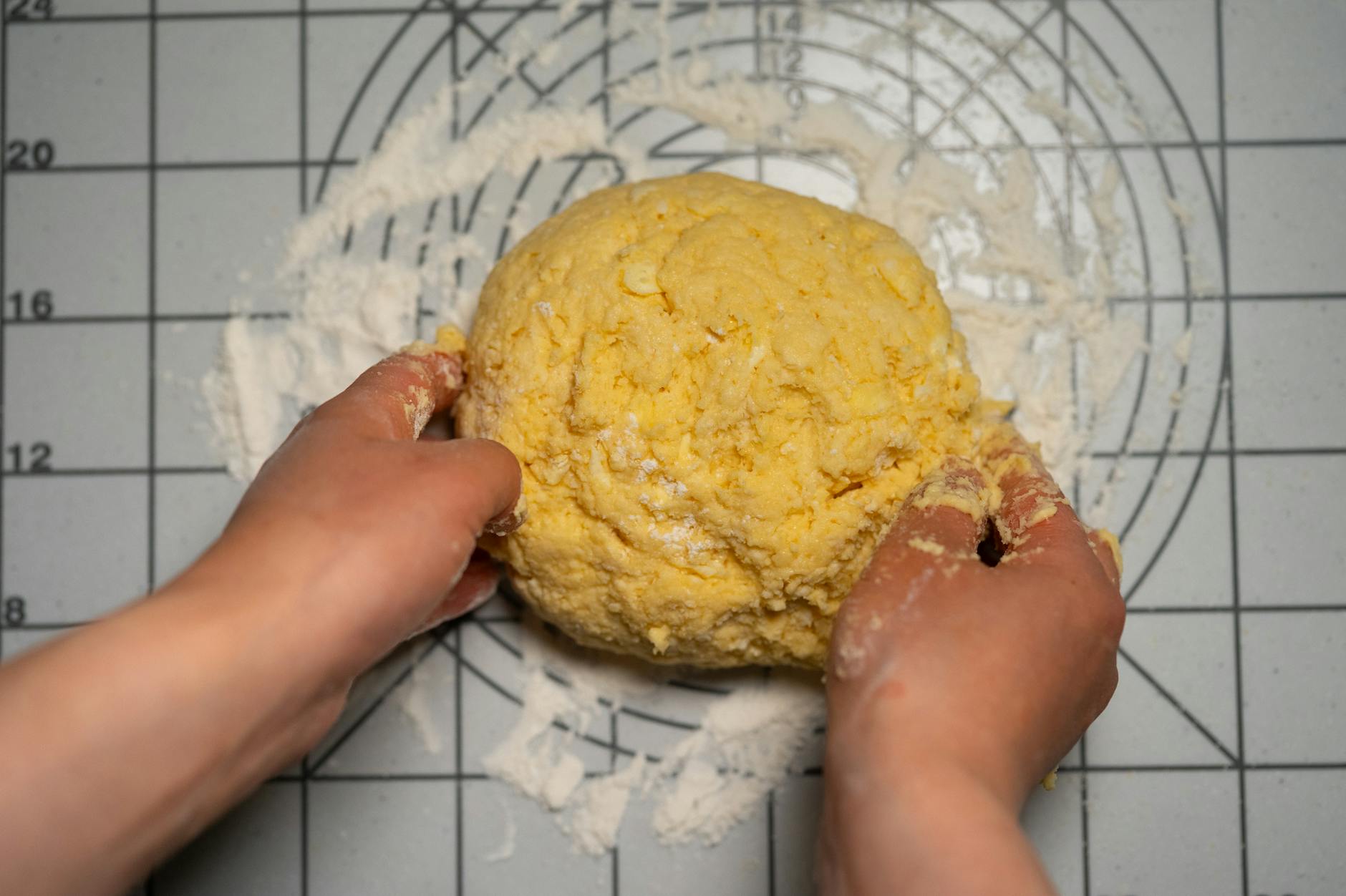 Mastering Homemade Fresh Egg Pasta Dough: Simple Steps for Fettuccine, Ravioli, Lasagna