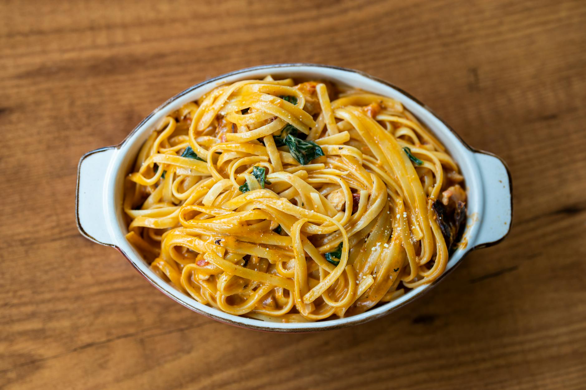Effortless One-Pot Creamy Tuscan Chicken Pasta for Busy Weeknight Dinners