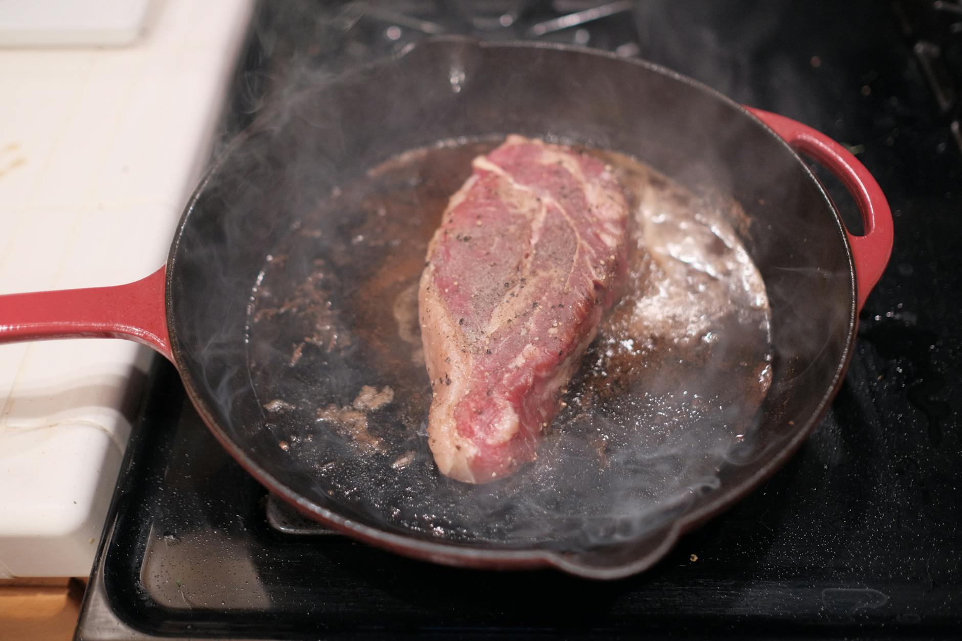 How to Season Cast Iron Cookware Perfectly: Expert Cooking Guide